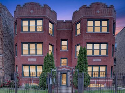 6424 N Albany Ave #3