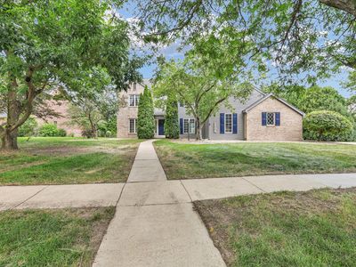 1704 Bentbrook Dr