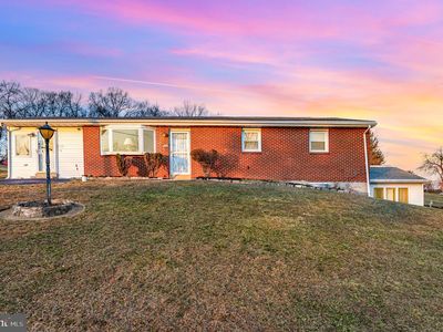 1127 S Harrisburg St