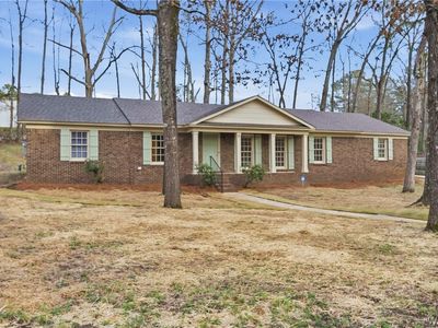 5711 Golden Pond Ave