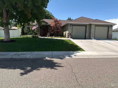 641 NW 15th St
