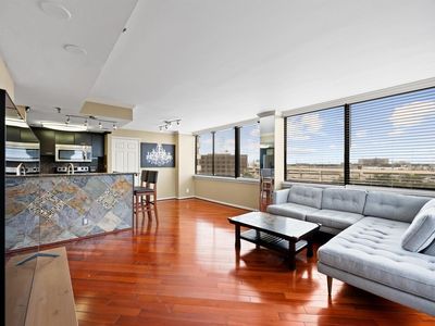 3525 Sage Rd APT 716