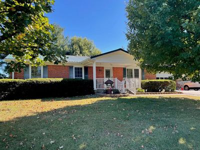 145 W Ridgeway Dr