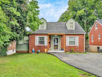 1411 McKinney Ave