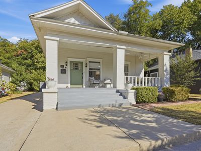 2227 College Ave