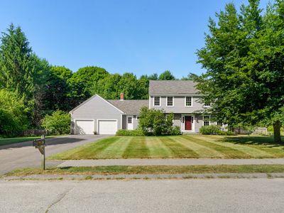 35 Fieldstone Drive