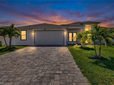 10 NW 35th Ave
