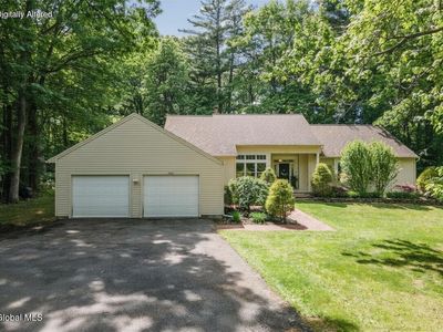 Property at 703 Maple Lane, Niskayuna, NY