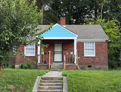 3761 Faxon Ave