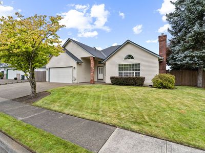 556 SE 10th Ave