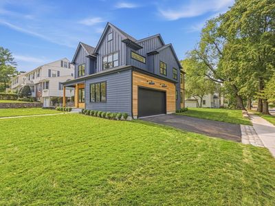 42 Lindbergh Ave