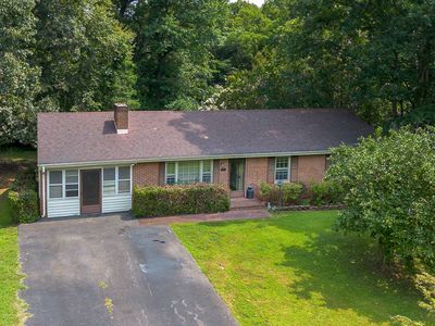 153 Lamont Cir