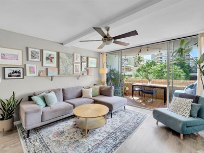 430 Kaiolu St APT 401