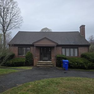 30 Woodcrest Rd
