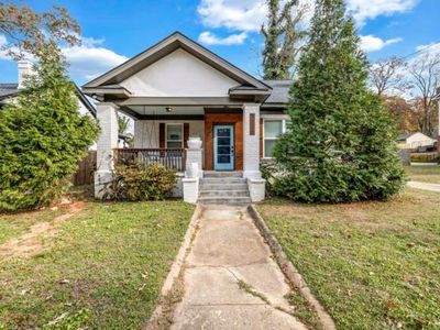 3220 Dogwood Dr