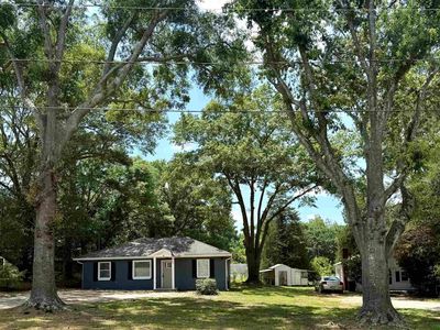 2 Sunnydale Dr