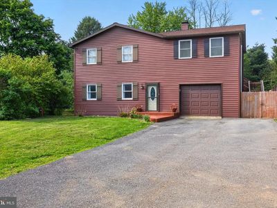 Property at 307 W Pine St, Mount Holly Springs, PA