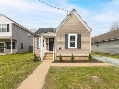 208 Raleigh Ave