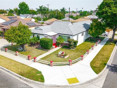 11425 Hayford St