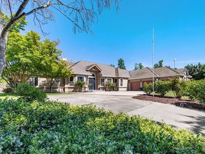 9824 Red Fox Dr