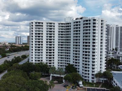 3300 NE 192nd St APT 903