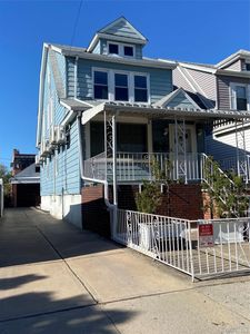 150-11 17th Avenue