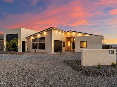 601 Aquamarine Dr