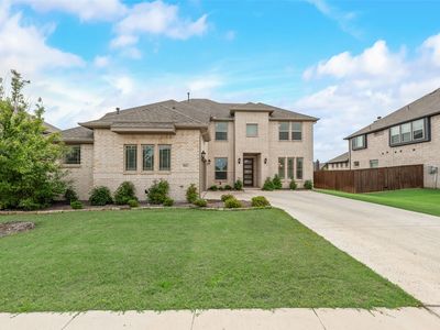 1042 Elmwood Dr