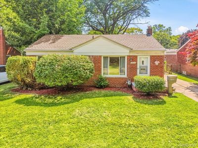 11802 Columbia