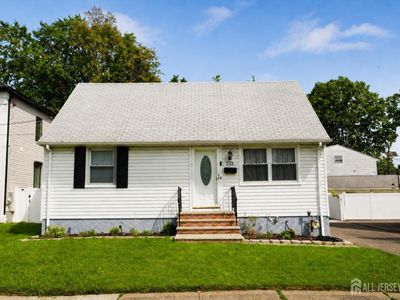 Property at 193 Old Rd, Sewaren, NJ