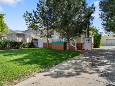 24 E Louise Ave