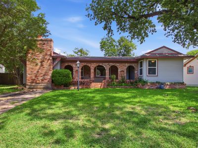 1625 Meadowbrook Dr