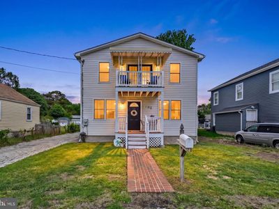 521 Riverside Dr