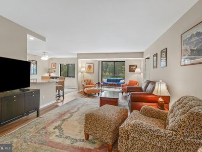 5902 Mount Eagle Dr APT 316