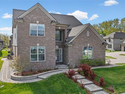 3559 Birchmount Dr