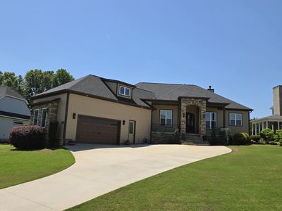 153 Carshalton Dr