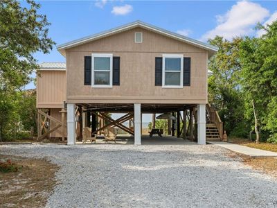 8253 State Highway 180