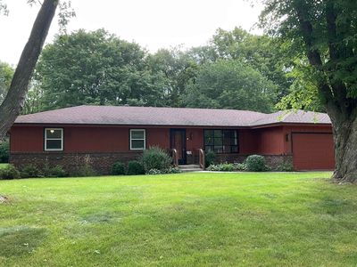 8695 Delta Dr