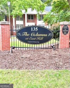 135 E Hillstreetsuffix=street #22