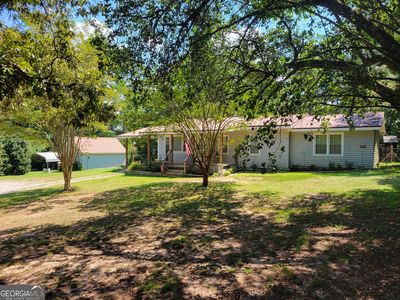 1131 E Main St