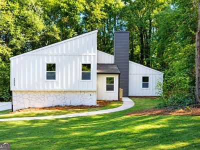 3253 Cedar Bluff Dr NE