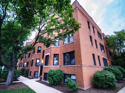 846 S Wesley Ave #3