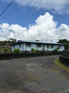 467 Lanikukia Pl