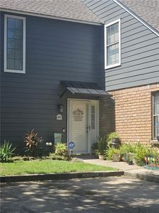 1500 W Esplanade Ave APT 21F