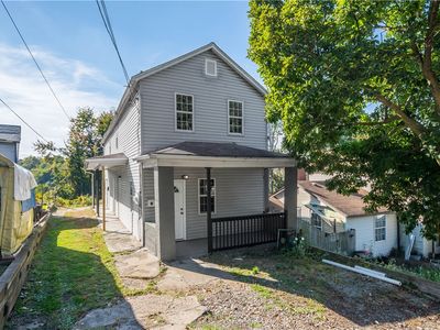 Property at 904 Hilltop St, Homestead, PA