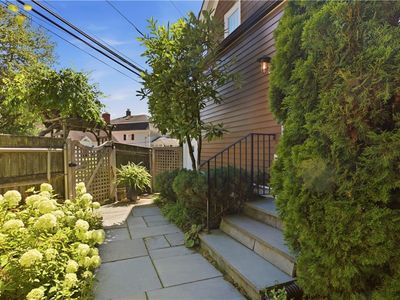 83 Malbone Rd
