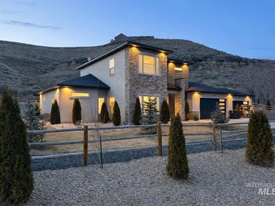 4507 Hidden Canyon Ln