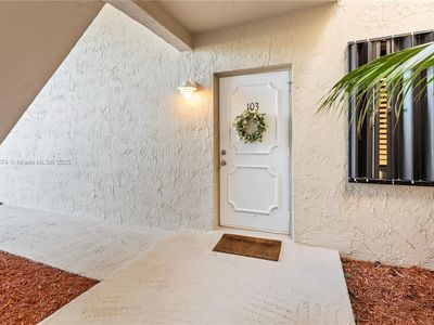 3209 S Lakeview Cir #8103