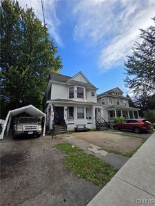 212 Delaware St