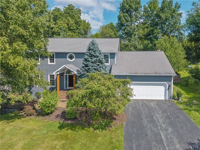 7815 Rolling Ridge Dr
